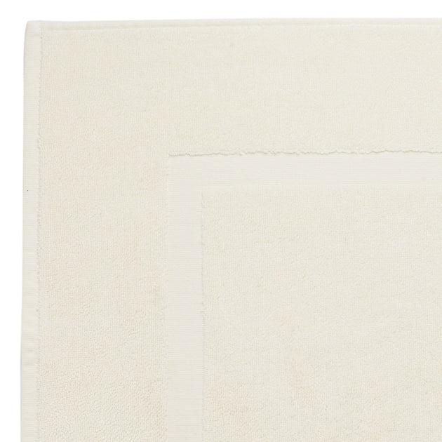 Badematte Penelain Eierschale | Schöne Ideen für Ihr Zuhause | URBANARA