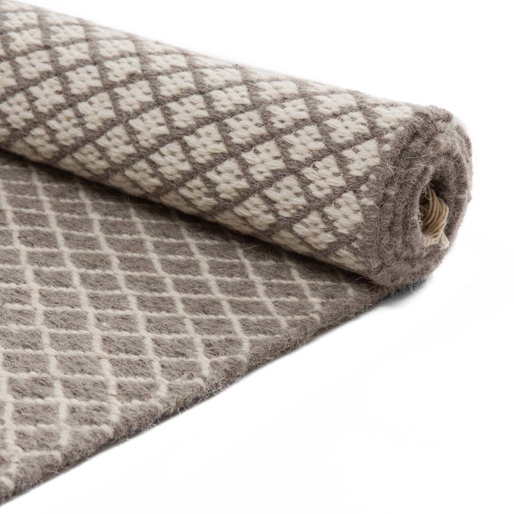 Loni runner, grey & off-white, 100% wool |High quality homewares