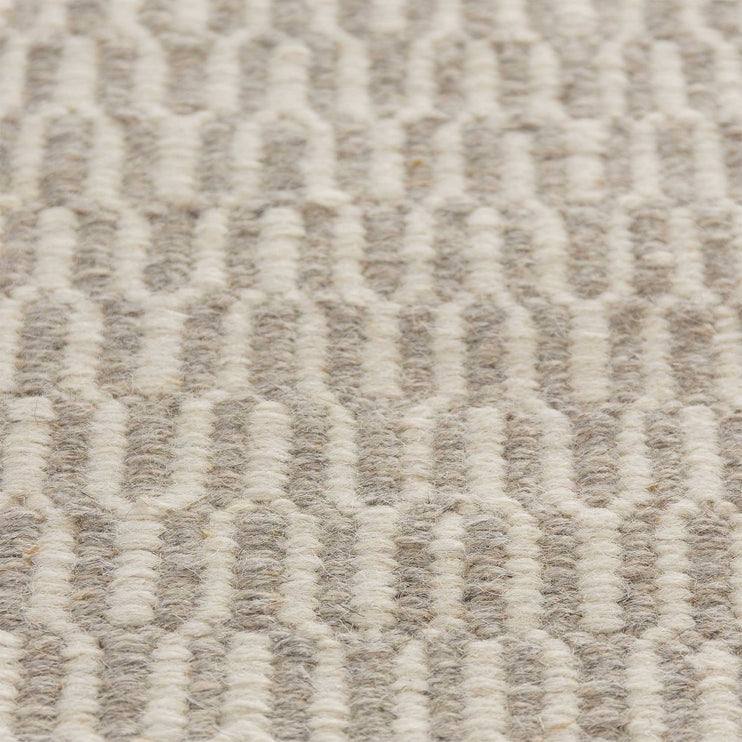 Läufer Overod, Hellgrau & Eierschale, 100% Schurwolle & 100% Baumwolle | URBANARA Läufer