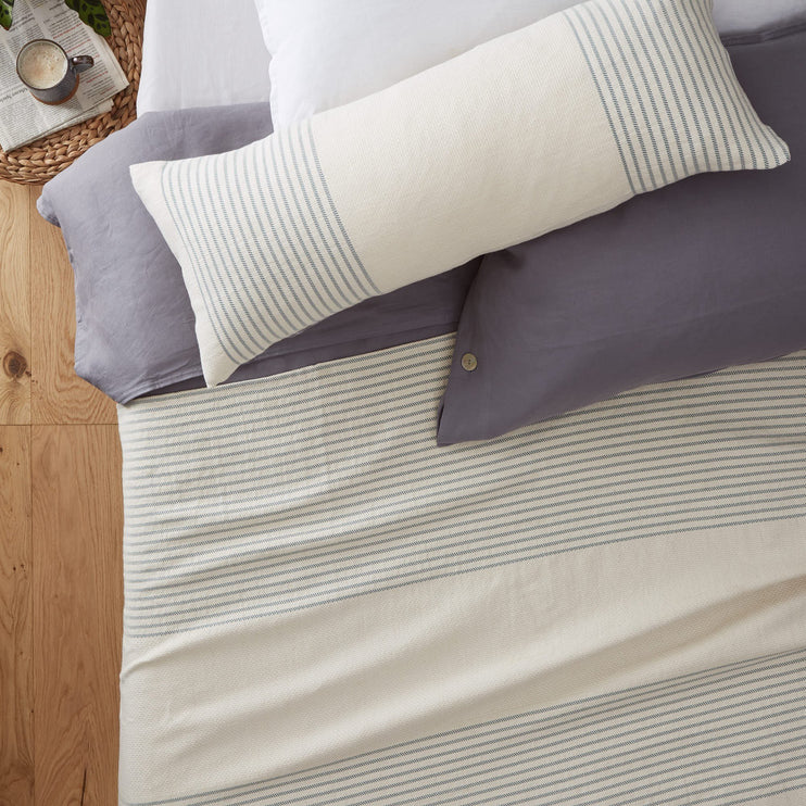 Cream & Grey green Kadan Kissenhülle | Home & Living inspiration | URBANARA