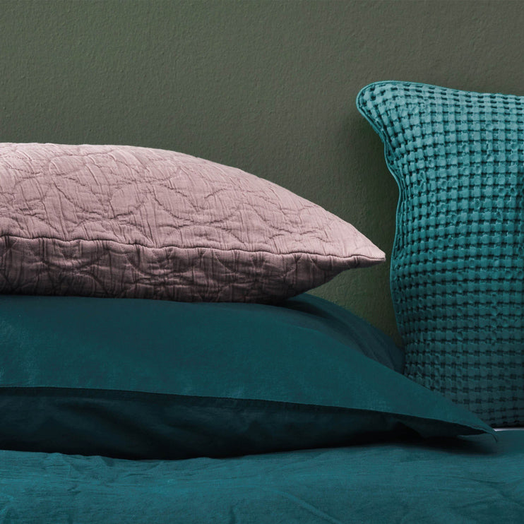 Kissenhülle Carvadoin Taupe | Schöne Ideen für Ihr Zuhause | URBANARA