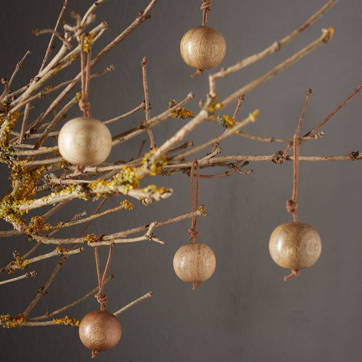 Weihnachtsdekoration Kabruin Warmes Braun | Schöne Ideen für Ihr Zuhause | URBANARA