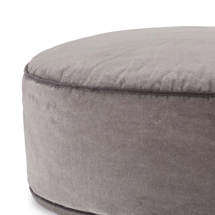 Pouf Deomali, Grau & Dunkelgrau, 100% Baumwolle | URBANARA Hocker & Poufs