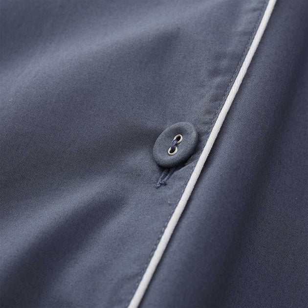 Pyjama Alvain Dunkles Graublau & Weiß | Schöne Ideen für Ihr Zuhause | URBANARA