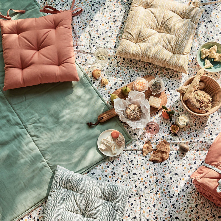 Picknickdecke Vissoin Grüngrau & Helles Papaya & Anthrazit & Papaya | Schöne Ideen für Ihr Zuhause | URBANARA