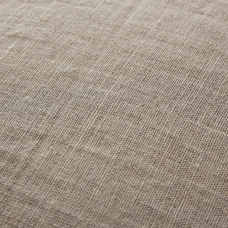Kissenhülle Amreli in Zartes Altrosa & Natur aus 100% Baumwolle & 100% Leinen | Entdecken Sie unsere schönsten Wohnaccessoires