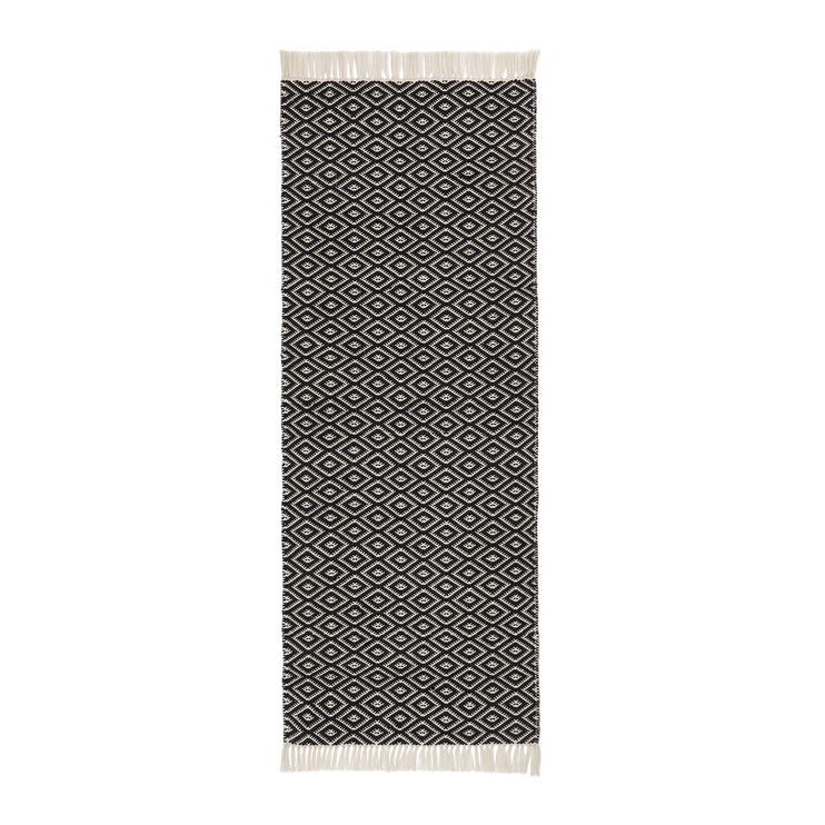 Barota runner, black & white, 100% pet | URBANARA outdoor accessories