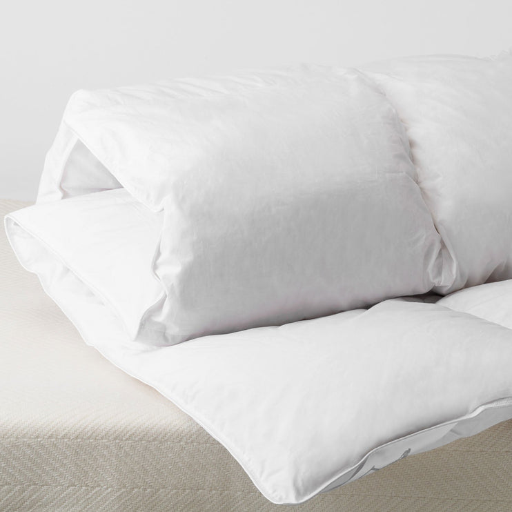 Aulum Duvet white, 90% goose down | URBANARA winter duvets