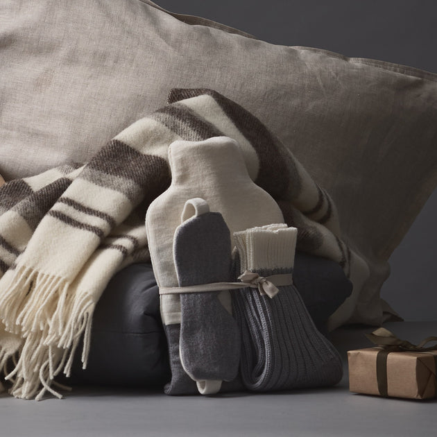 Cadima Christmas Set in off-white & light grey melange | Home & Living inspiration | URBANARA