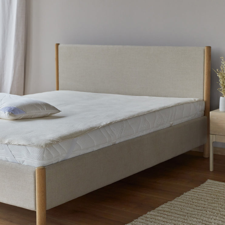 Matratzenschoner Mirina in Natur | Schöne Ideen für Ihr Zuhause | URBANARA