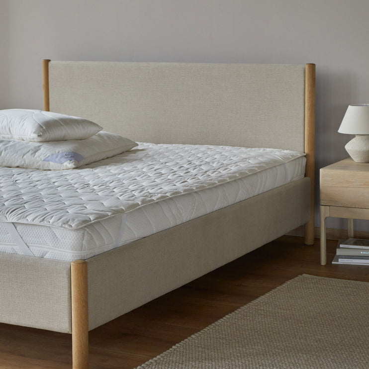 Matratzenschoner Pavla in Naturweiß | Schöne Ideen für Ihr Zuhause | URBANARA