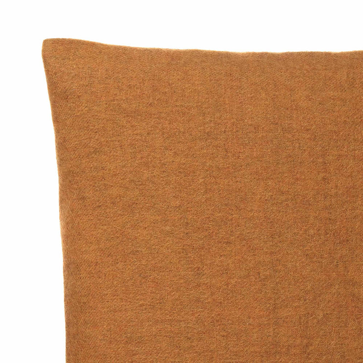 Mustard Arica Kissenhülle | Home & Living inspiration | URBANARA