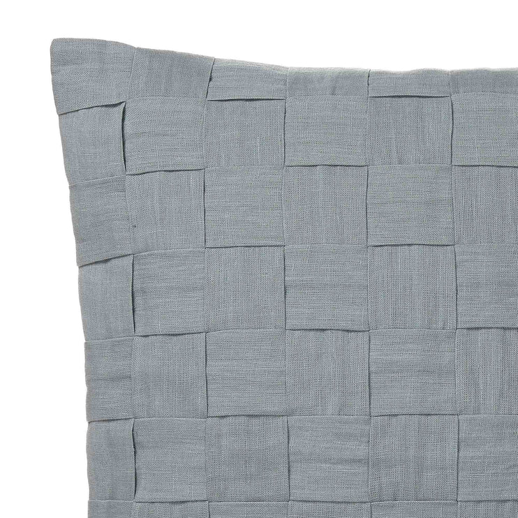 Green grey Akole Kissen | Home & Living inspiration | URBANARA