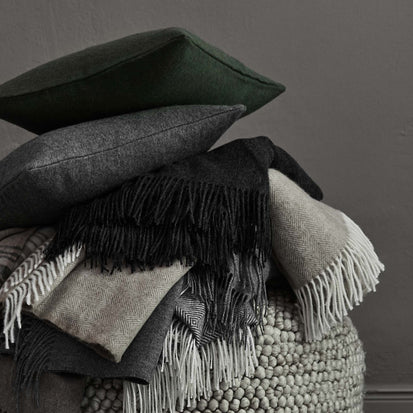 Charcoal melange Arica Decke | Home & Living inspiration | URBANARA