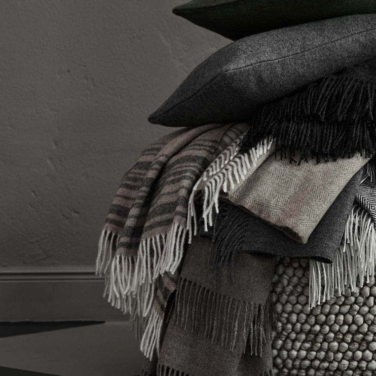 Alpakadecke Oroya Beige, 50% Alpakawolle & 50% Merinowolle | Hochwertige Wohnaccessoires