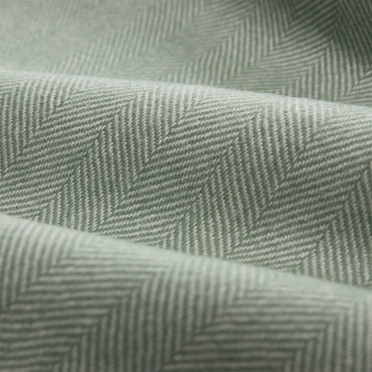 Asare Alpaca Blanket sage green & off-white, 100% royal baby alpaca wool | High quality homewares