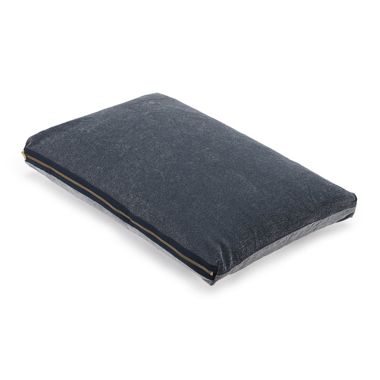 Calcada cushion teal & white, 60% cotton & 40% acrylic