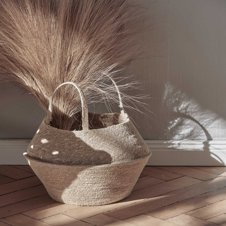 Kangto Storage natural, 100% seagrass | URBANARA storage baskets