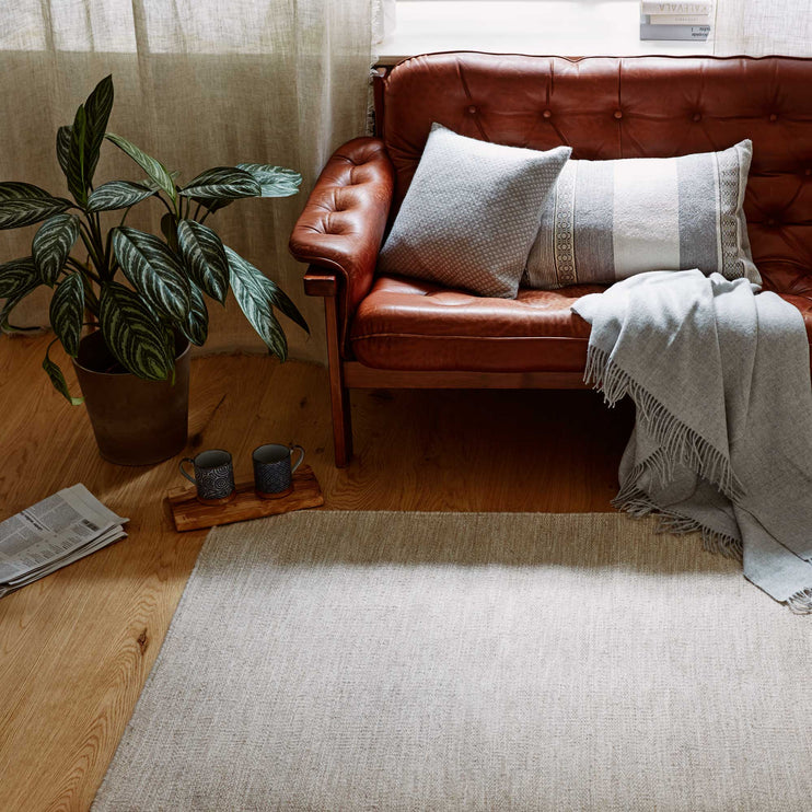 Gravlev Rug in grey & light grey & off-white | Home & Living inspiration | URBANARA