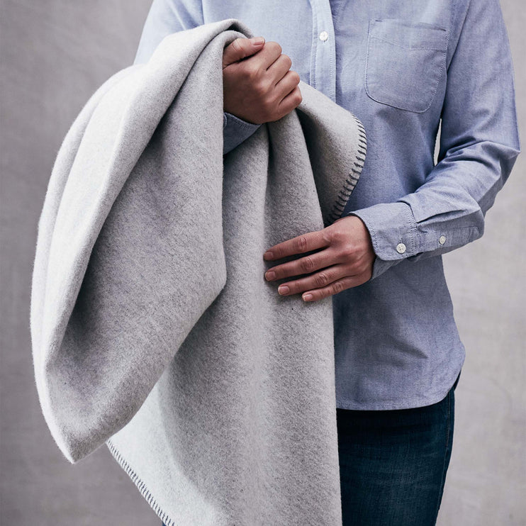 Laussa Blanket light grey melange & charcoal, 100% organic cotton | URBANARA cotton blankets