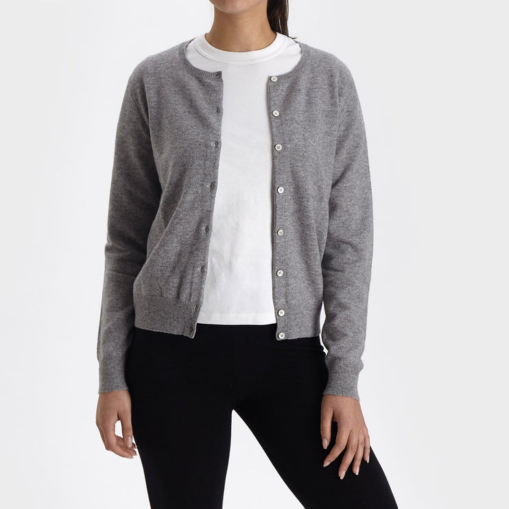 Strickjacke Nora, Hellgrau, 50% Kaschmirwolle & 50% Wolle