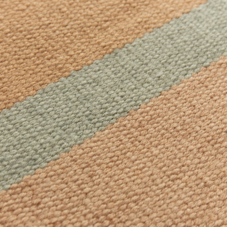 Runner Padra Straw & Natural white & Pistachio, 100% Recycled PET | Find the perfect Outdoor Accessories