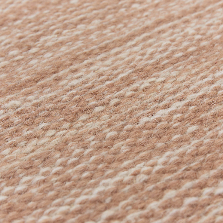 Rug Pugal Dusty Rose, 100% Wool | URBANARA Runners