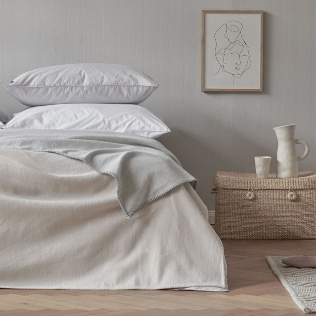 Laussa Blanket in light grey melange & charcoal | Home & Living inspiration | URBANARA