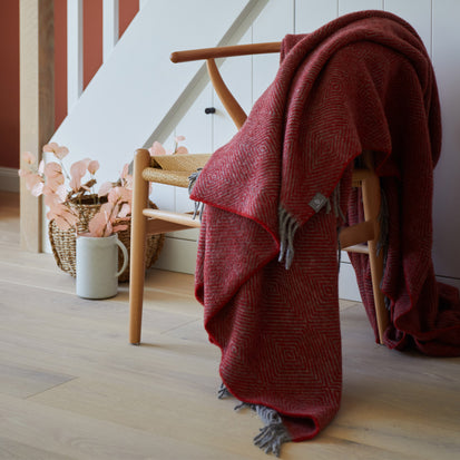 Wolldecke Gotland Dia [Rot/Grau]