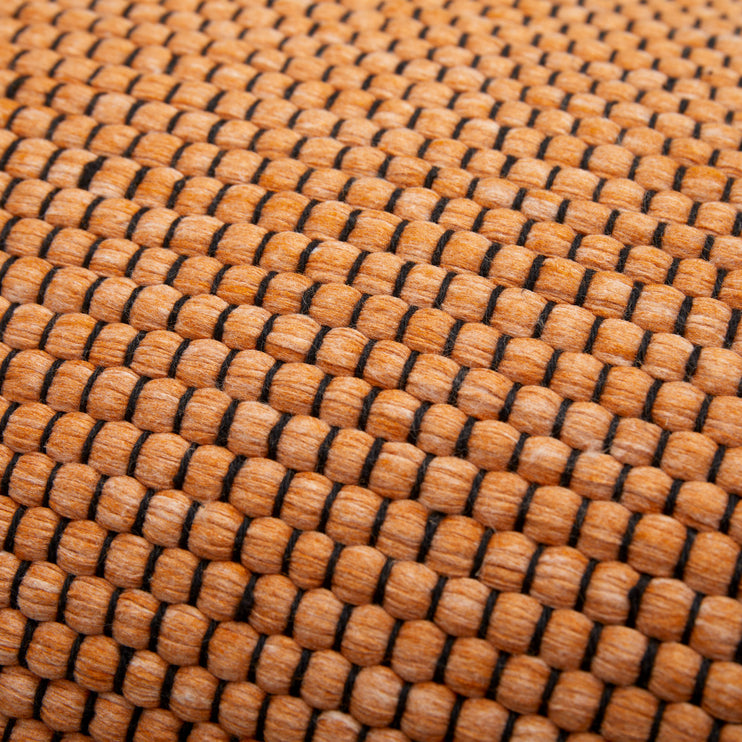 Upcycling-Kissen mit Füllung Garvao [Honig]