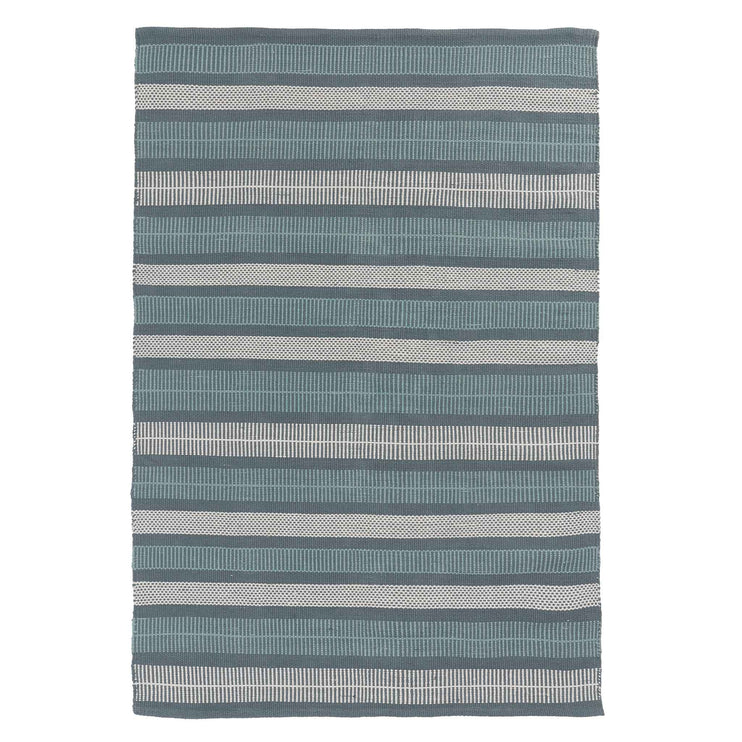 Vandani Rug in green grey & light green grey & off-white | Home & Living inspiration | URBANARA