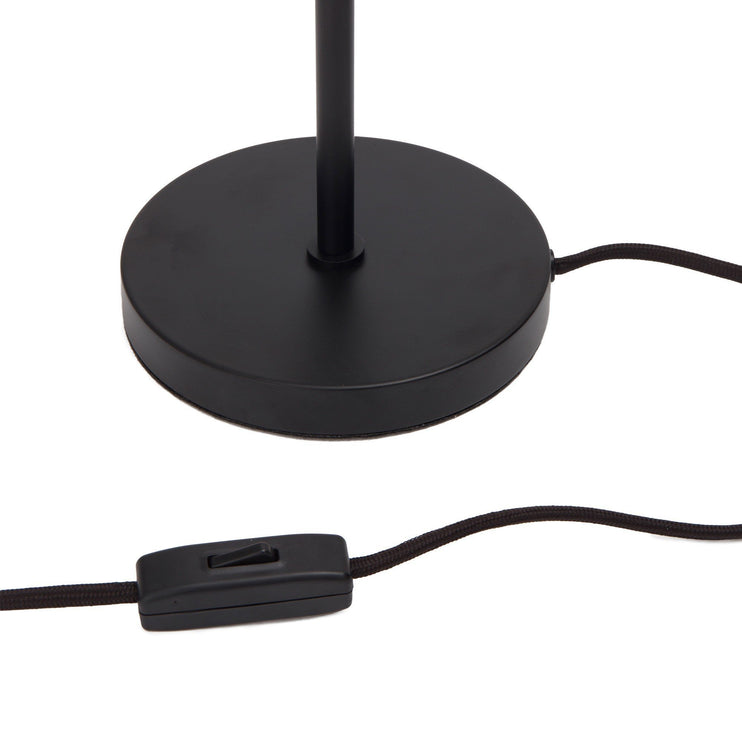 Tischlampe Vida in Schwarz aus 100% Edelstahl | Entdecken Sie unsere schönsten Wohnaccessoires