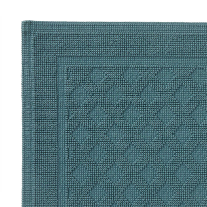Green grey Osuna Badematte | Home & Living inspiration | URBANARA