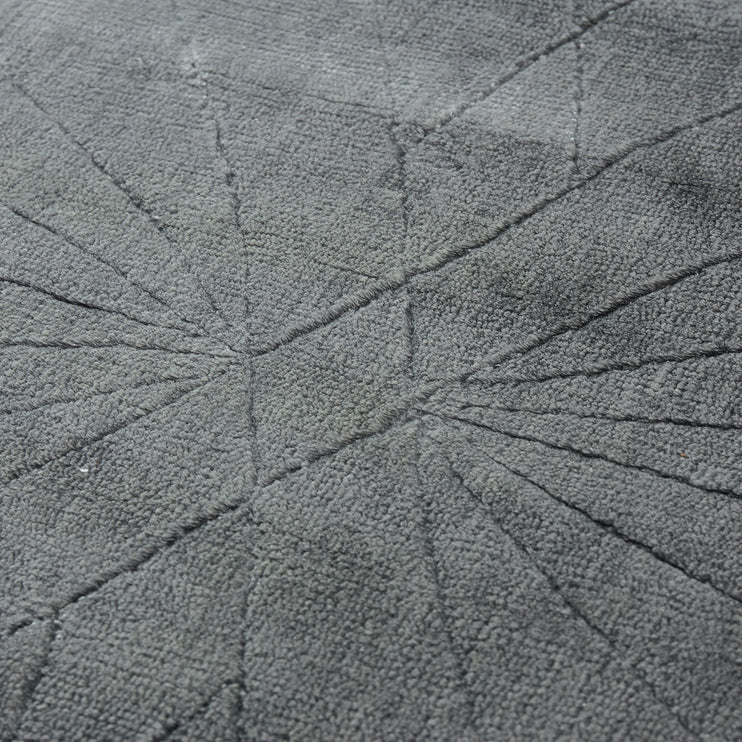 Arreau rug in green grey, 100% viscose |Find the perfect viscose rugs