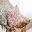 Dusty pink & Natural white Amparo Kissenhülle | Home & Living inspiration | URBANARA