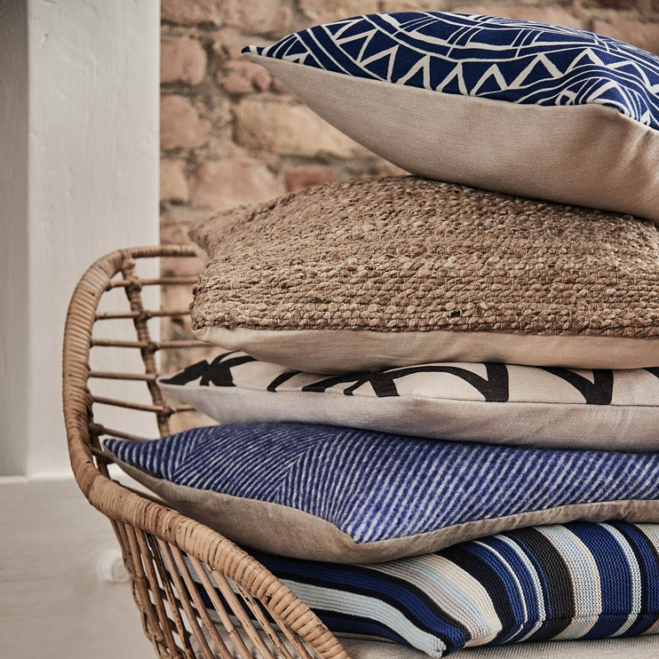 Kissenhülle Gotlandin Ultramarinblau & Creme | Schöne Ideen für Ihr Zuhause | URBANARA