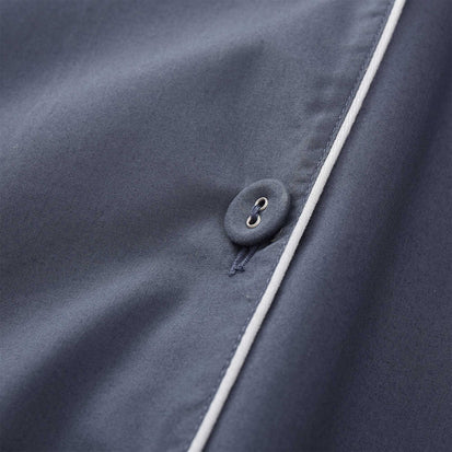 Pyjama Alvain Dunkles Graublau & Weiß | Schöne Ideen für Ihr Zuhause | URBANARA