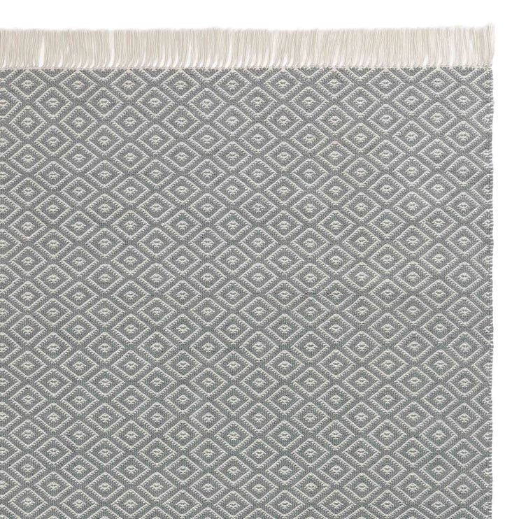 Green grey & White Barota Läufer | Home & Living inspiration | URBANARA