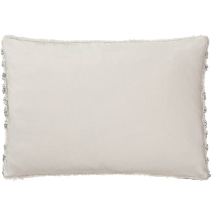 Natural white & Light green grey Usari Kissenhülle | Home & Living inspiration | URBANARA