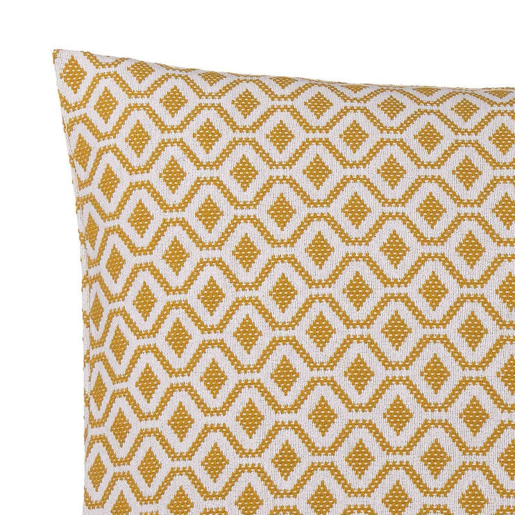 Mustard & White Viana Kissenhülle | Home & Living inspiration | URBANARA