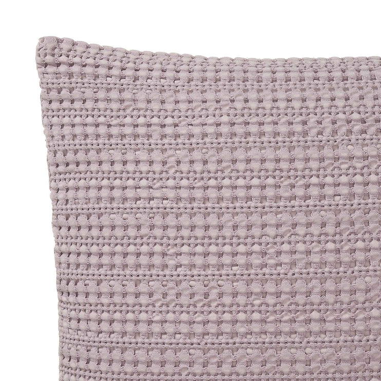 Light mauve Anadia Kissenhülle | Home & Living inspiration | URBANARA