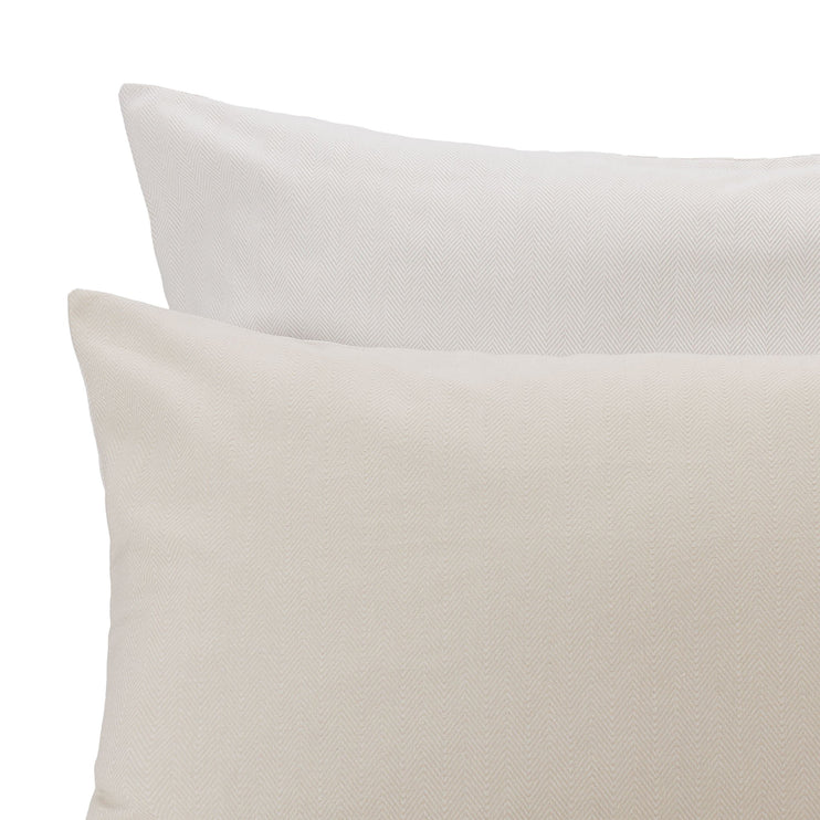 Wende-Flanell-Bettwäsche Agrela Creme & Eierschale, 100% Baumwolle | URBANARA Flanell-Bettwäsche