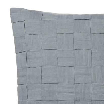 Green grey Akole Kissen | Home & Living inspiration | URBANARA