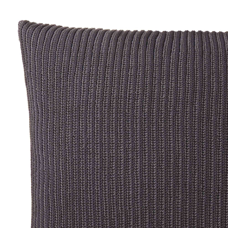 Dark grey & Grey Azoia Kissenhülle | Home & Living inspiration | URBANARA