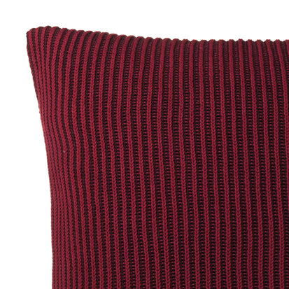 Bordeaux red & Dark red Azoia Kissenhülle | Home & Living inspiration | URBANARA