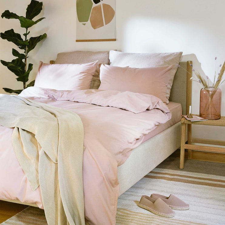 Dusty Rose Fitted Sheet Mata | Home & Living inspiration | URBANARA