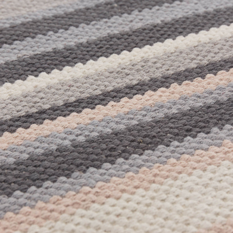 Mandana Runner in dark grey & grey & powder pink | Home & Living inspiration | URBANARA