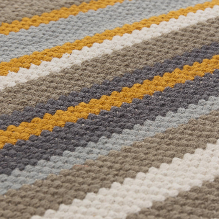 Mandana Runner in dark grey & olive green & mustard | Home & Living inspiration | URBANARA