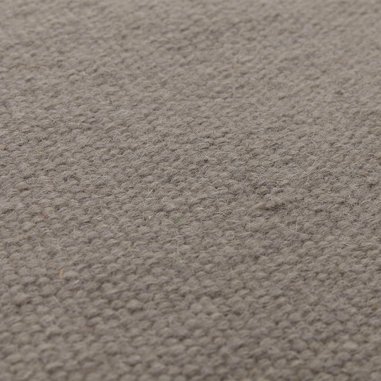 Manu rug, light grey, 50% new wool & 50% cotton | URBANARA wool rugs