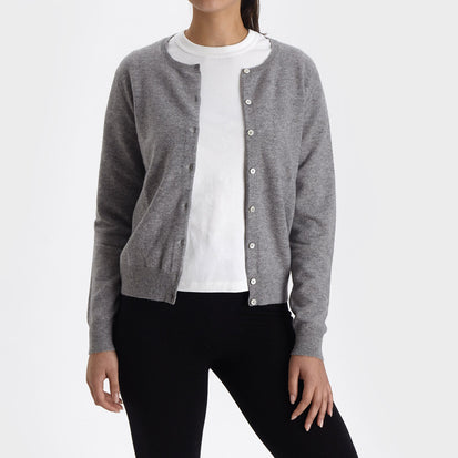 Strickjacke Nora, Hellgrau, 50% Kaschmirwolle & 50% Wolle